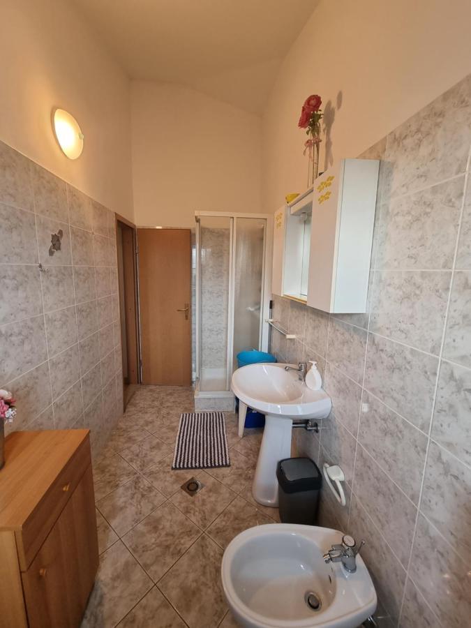 אומאג Apartments Jana מראה חיצוני תמונה